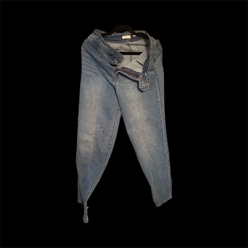 A Loves A Blue Denim Jeans